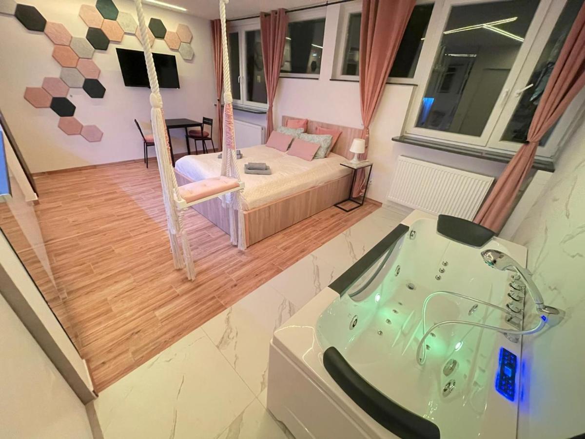 Yourapart Jacuzzi Przy Zamku Krolewskim * Varšava